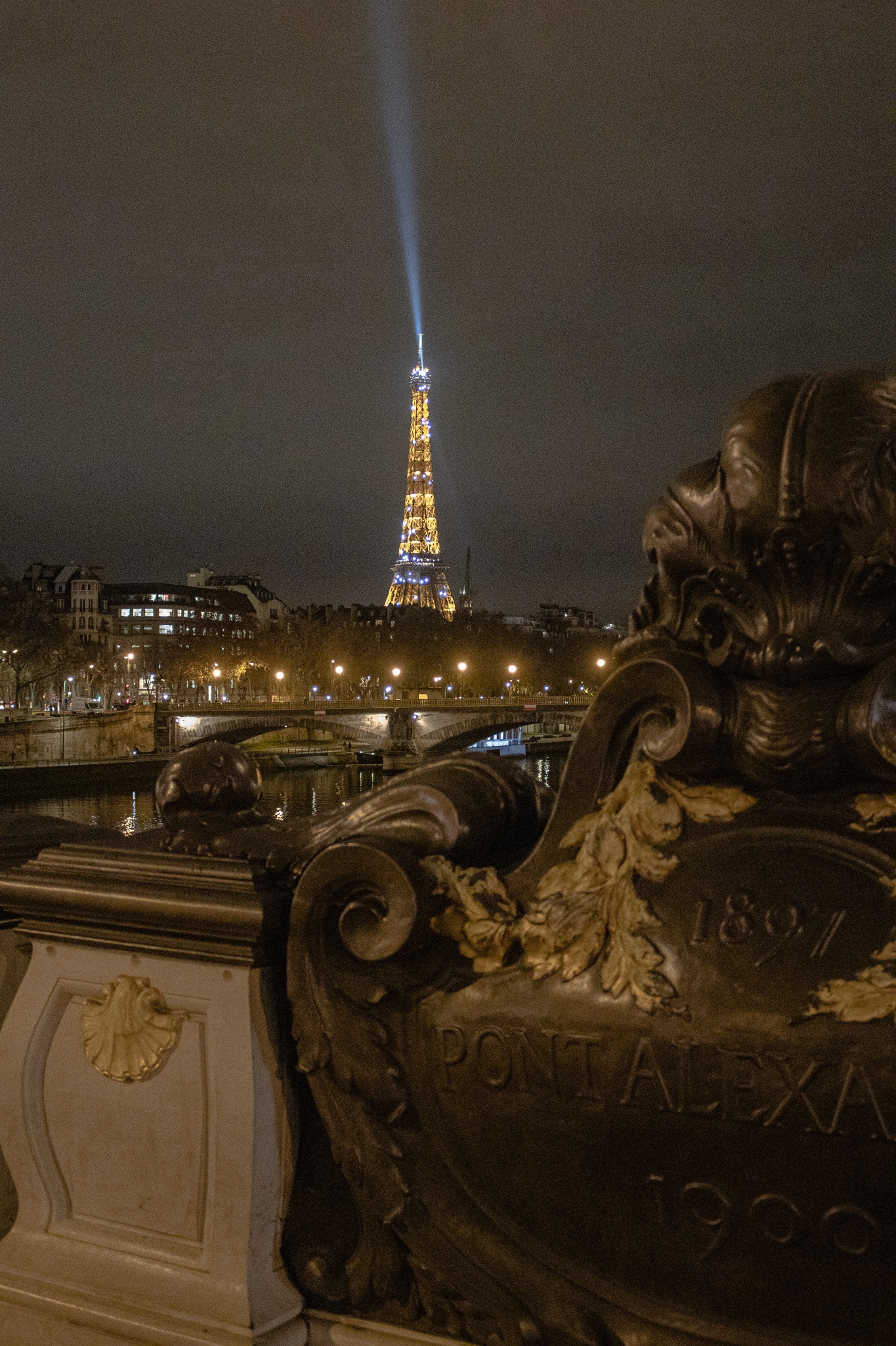 decoration navideña en paris